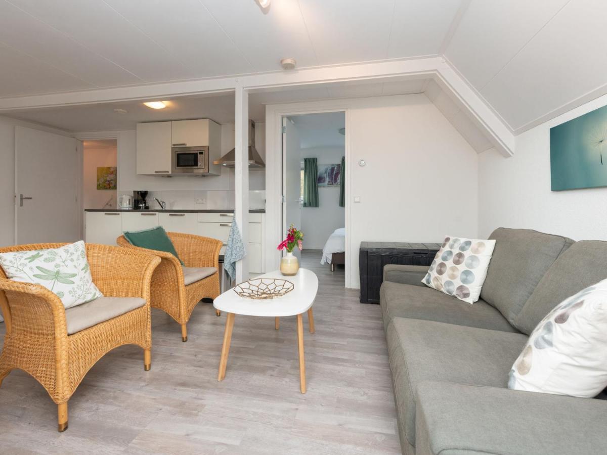 Quaint Apartment In Schoorl Near Tennis Court Exterior photo